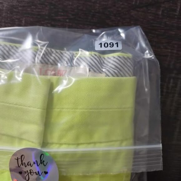 J.Crew Neon Yellow Size 00 Chino Broken-In shorts for women 100% Cotton Y2K Girl - Picture 8 of 9